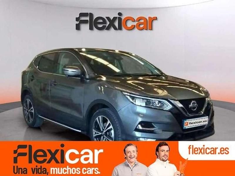 Usado Nissan Qashqai N-Connecta 110 CV (80 kW) 2018 Gris SUV