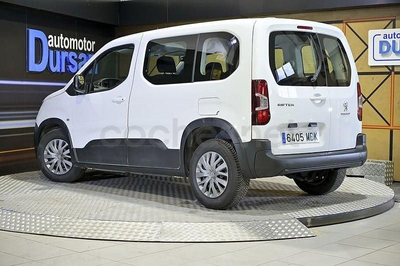 Usado Peugeot Rifter Active 100 CV (73 kW) 2022 Blanco Monovolumen