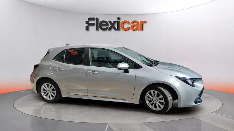 Usado Toyota Corolla Active 140 CV (102 kW) 2025 Gris Utilitario