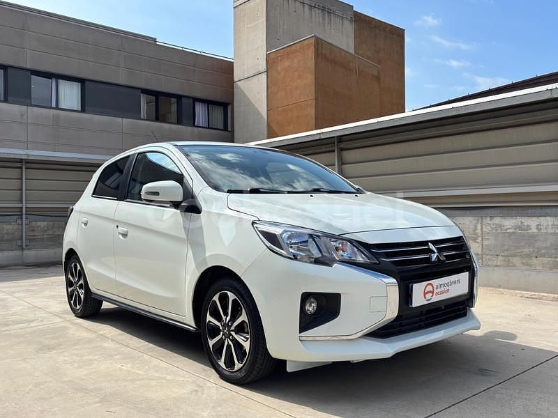 Blanco Usado 2023 Mitsubishi Space Star Berlina | 13.450 € (Un poco caro) - Imagen 1/4