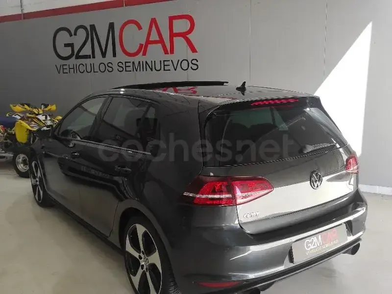 Usado VW Golf VII GTI 220 CV (161 kW) 2014 Gris / plata Berlina