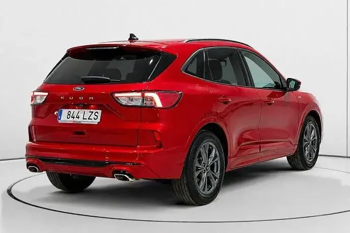 Usado Ford Kuga ST-Line 150 CV (110 kW) 2022 SUV