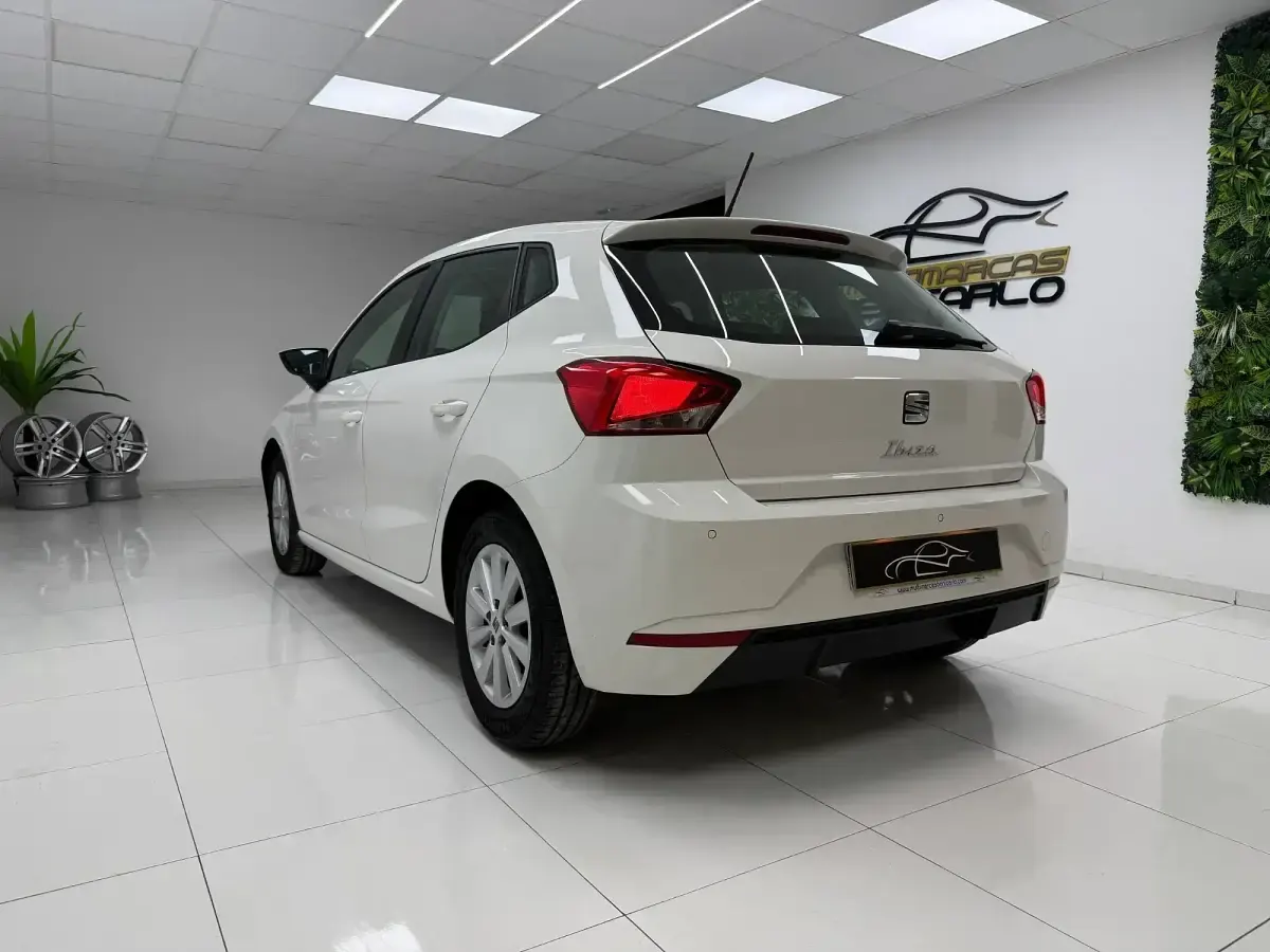 Usado Seat Ibiza Reference 80 CV (58 kW) 2023 Blanco Utilitario