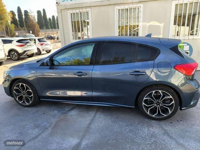 Usado Ford Focus ST-Line 125 CV (91 kW) 2019 Azul Berlina
