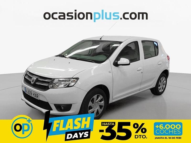 Usado Dacia Sandero Lauréate 75 CV (55 kW) 2014 Blanco Utilitario