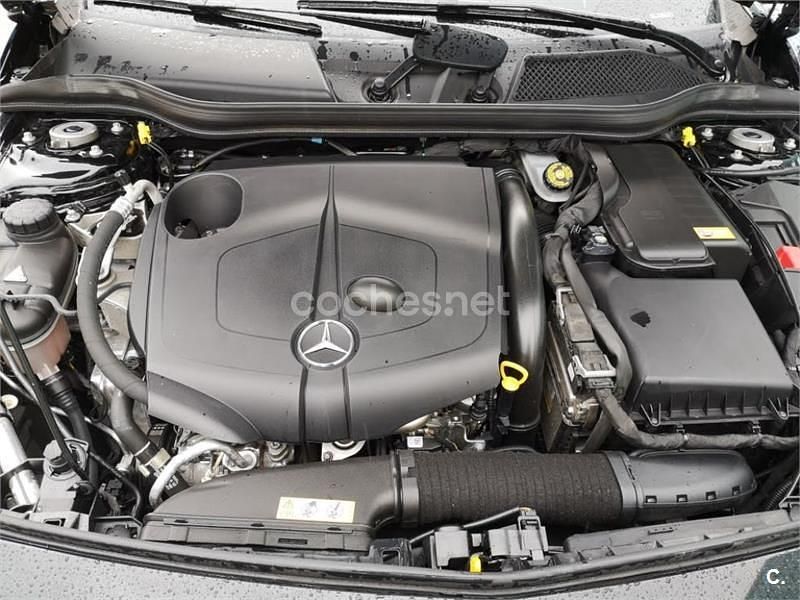 Usado Mercedes CLA200 AMG line 136 CV (100 kW) 2014 Negro Berlina