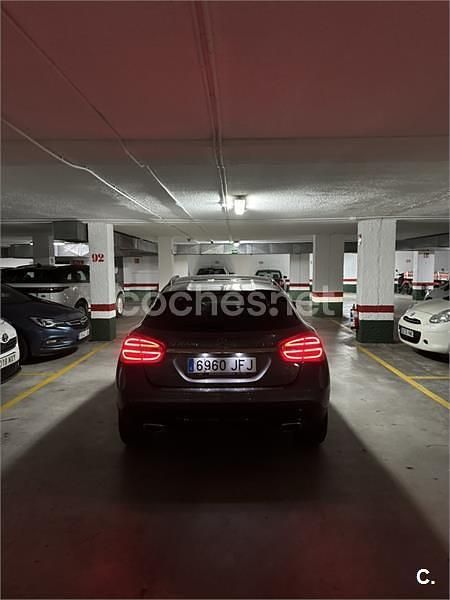 Usado Mercedes GLA220 Style 170 CV (125 kW) 2015 Gris / plata SUV