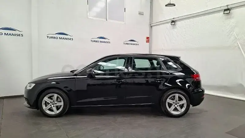 Usado Audi A3 Premium 116 CV (85 kW) 2020 Negro Berlina