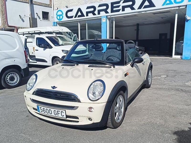 Usado Mini One Cabriolet 90 CV (66 kW) 2008 Beige Descapotable