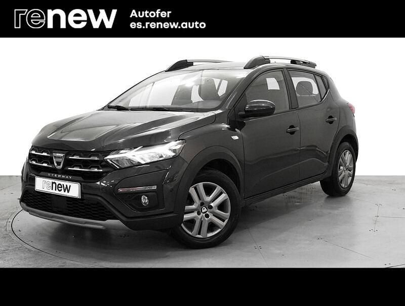 Usado Dacia Sandero Comfort 91 CV (66 kW) 2021 Gris Berlina