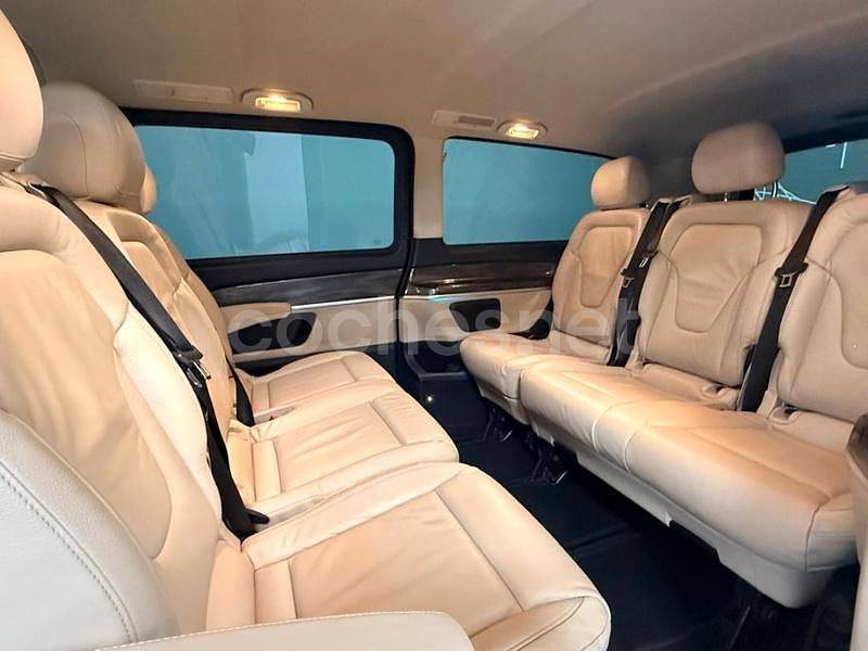 Usado Mercedes V220 Avantgarde 163 CV (119 kW) 2022 Negro Monovolumen
