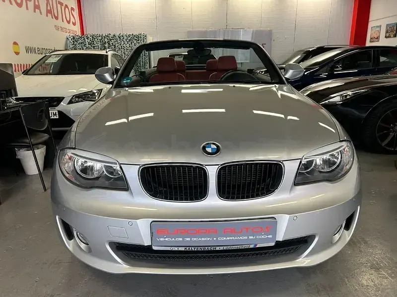 Usado BMW 118 Cabriolet 143 CV (105 kW) 2013 Gris / plata Descapotable