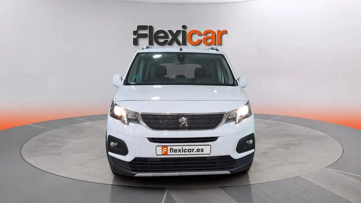 Usado Peugeot Rifter Active 110 CV (80 kW) 2019 Blanco Monovolumen