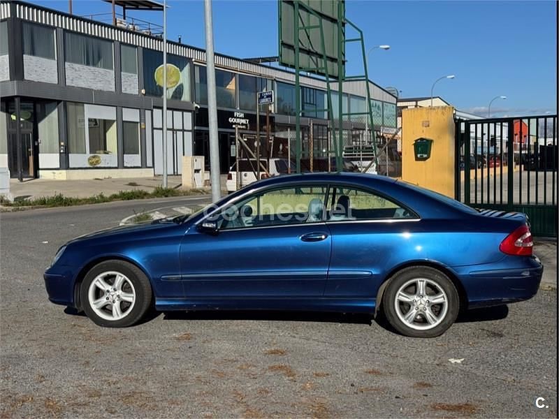 Azul Usado 2003 Mercedes CLK270 Avantgarde Coupe | 5800 € (Buen precio) - Imagen 1/4