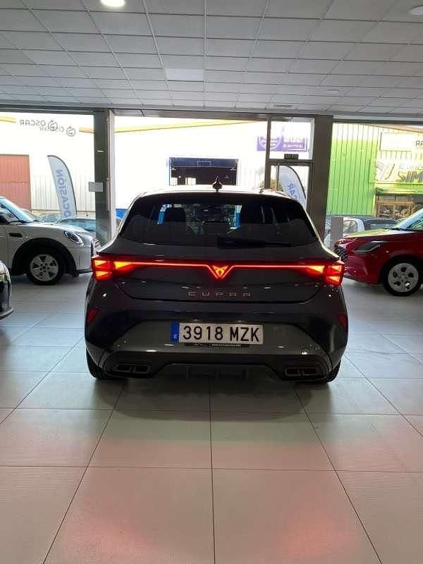Occasion Cupra Leon 150 PK (110 kW) 2025 Grijs Hatchback