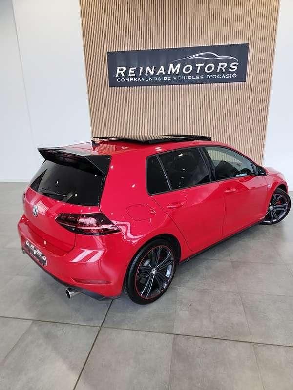 Usado VW Golf VII GTI 230 CV (169 kW) 2017 Rojo Utilitario