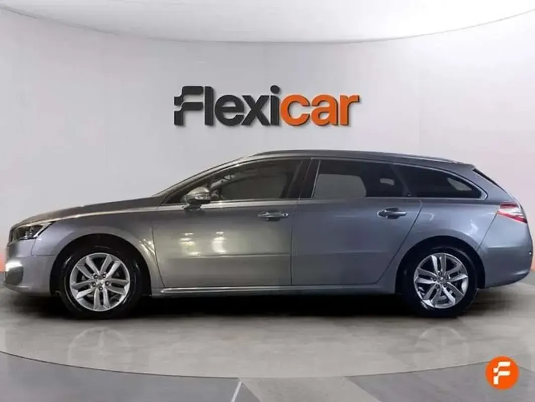 Usado Peugeot 508 SW Active 120 CV (88 kW) 2017 Gris Familiar