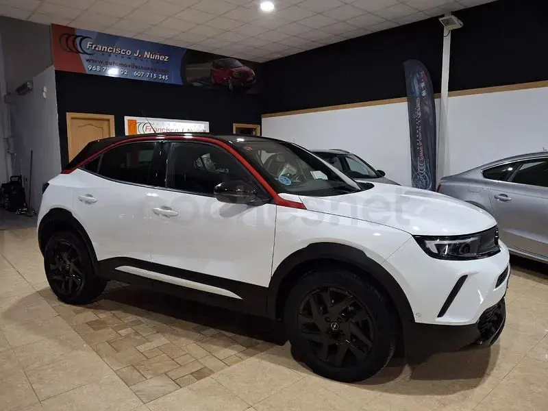 Usado Opel Mokka GS Line 110 CV (80 kW) 2021 Blanco SUV