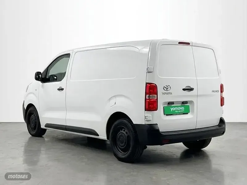 Usado Toyota Proace Verso Plus 102 CV (75 kW) 2023 Blanco Familiar
