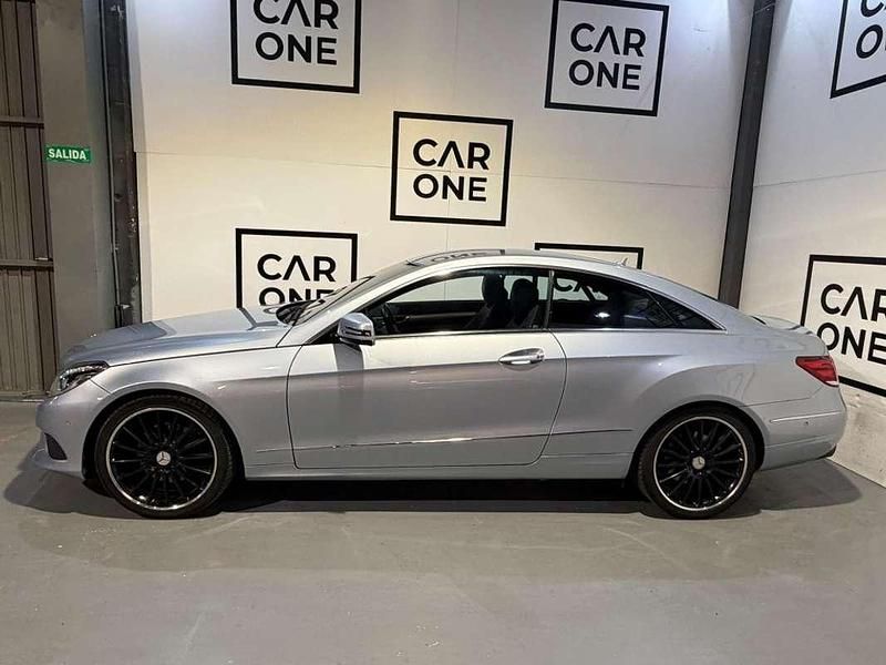 Usado Mercedes E350 258 CV (189 kW) 2015 Gris / plata Coupe