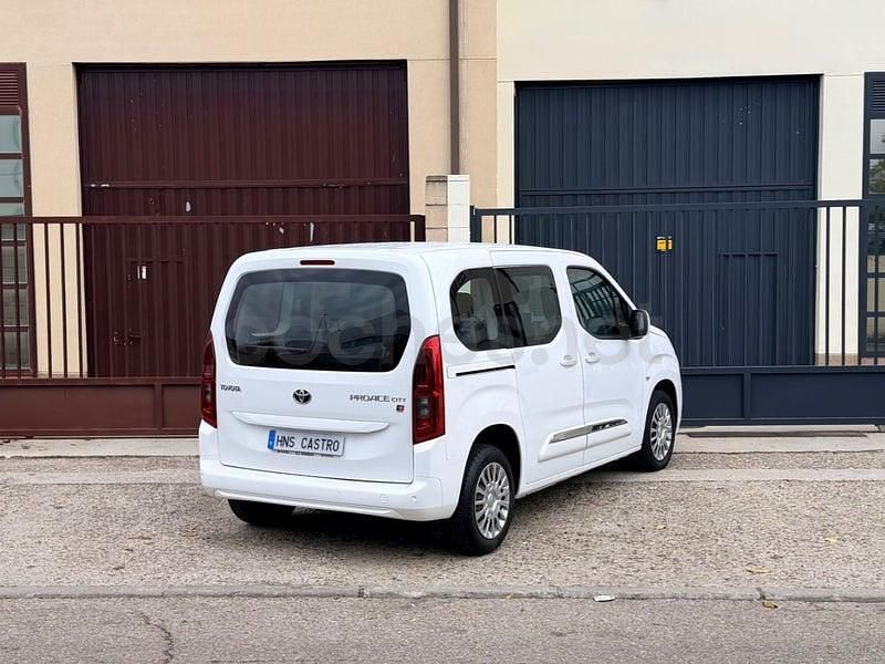Usado Toyota Proace City City 102 CV (75 kW) 2021 Blanco Monovolumen