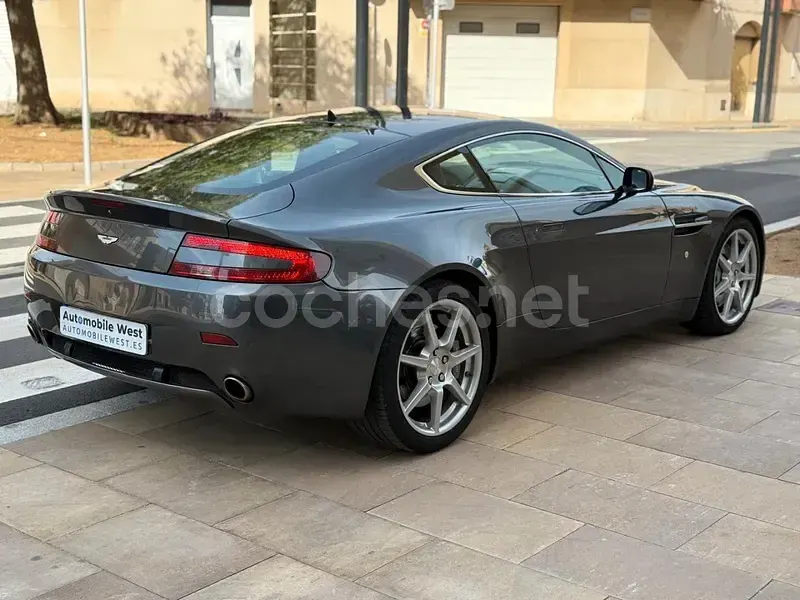 Usado Aston Martin V8 Vantage 380 CV (279 kW) 2007 Gris / plata Coupe