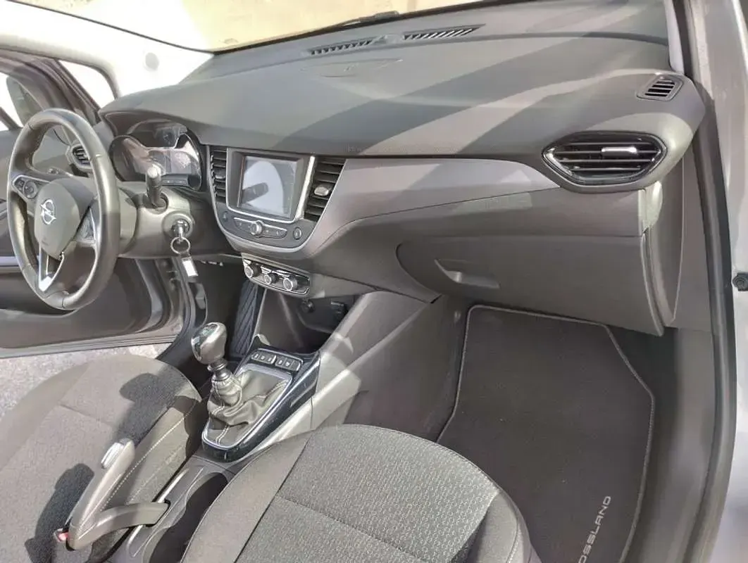 Usado Opel Crossland Edition 110 CV (80 kW) 2022 Gris SUV