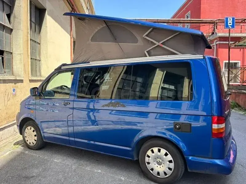 Usado VW Multivan Trendline 130 CV (95 kW) 2006 Azul Monovolumen