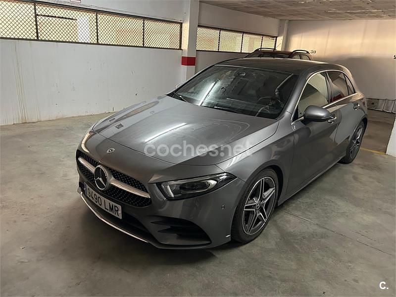 Usado Mercedes A180 136 CV (100 kW) 2021 Gris / plata Berlina