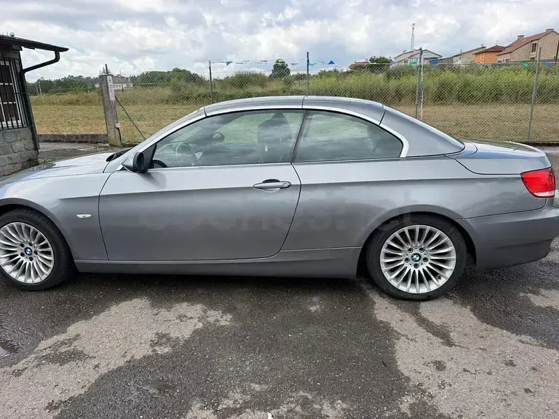 Usado BMW 320 Cabriolet 170 CV (125 kW) 2009 Gris / plata Descapotable
