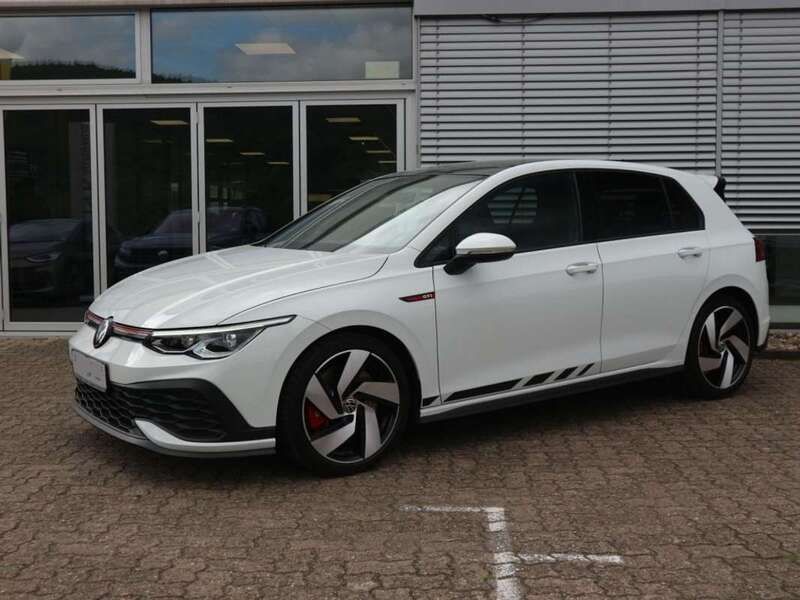 Blanco Usado 2022 VW Golf VIII GTI Utilitario | 55.900 € - Imagen 1/4