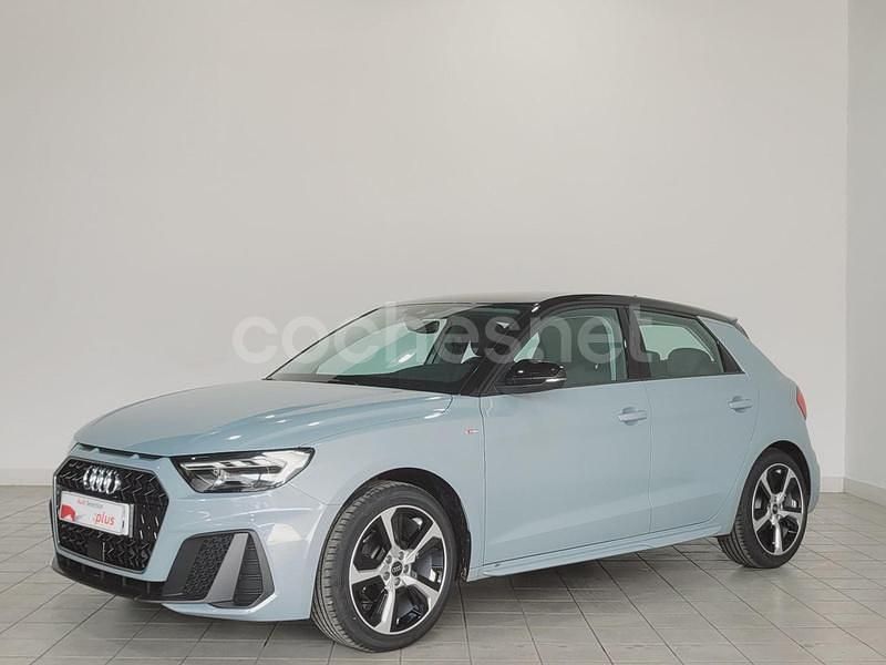Gris / plata Usado 2025 Audi A1 Sportback Utilitario | 25.500 € (Precio justo) - Imagen 1/4