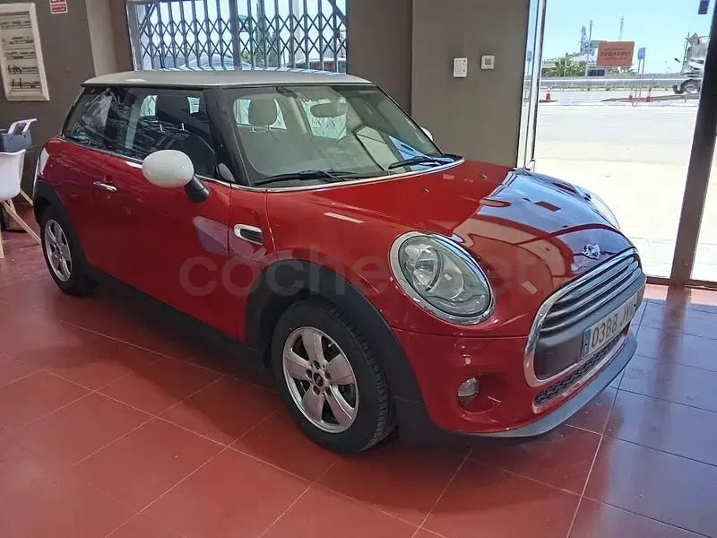 Usado Mini One D 95 CV (69 kW) 2016 Rojo Utilitario
