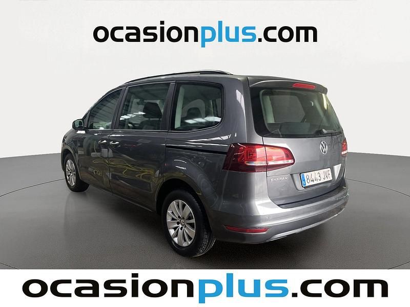 Usado VW Sharan 150 CV (110 kW) 2016 Gris Monovolumen