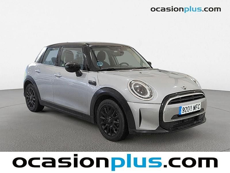 Usado Mini Cooper 136 CV (100 kW) 2023 Gris plata Utilitario