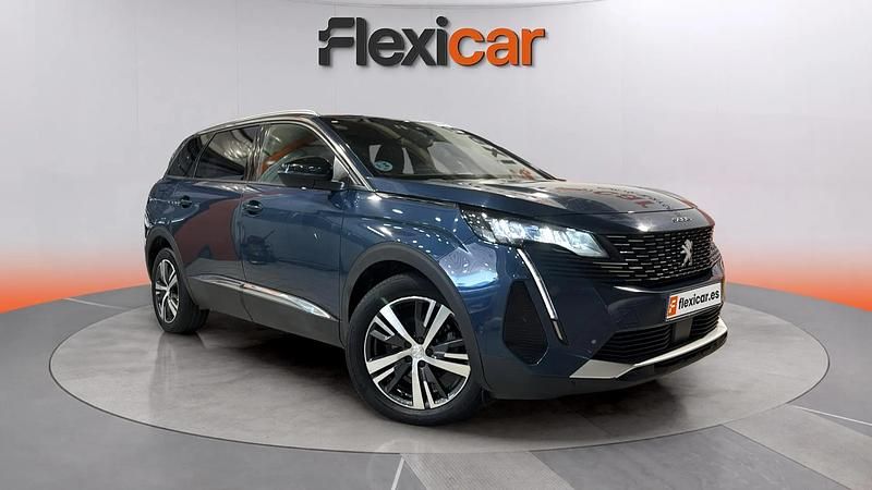 Usado Peugeot 5008 Allure 131 CV (96 kW) 2023 Azul SUV