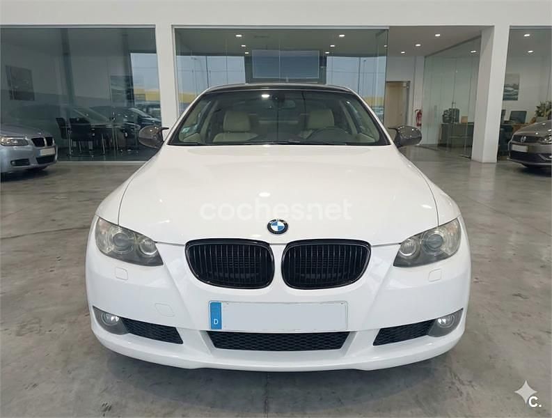 Usado BMW 320 Comfort Edition 170 CV (125 kW) 2009 Blanco Coupe