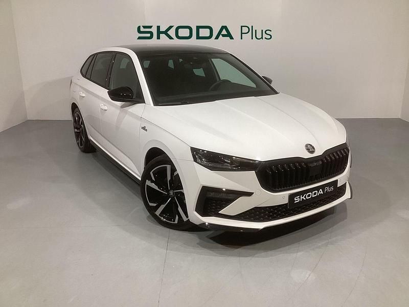 Nuevo Skoda Scala Monte Carlo 116 CV (85 kW) 2025 Blanco Utilitario
