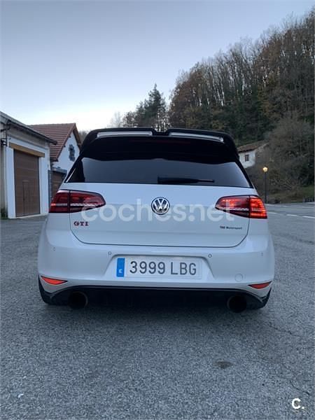 Usado VW Golf VII GTI 230 CV (169 kW) 2015 Berlina