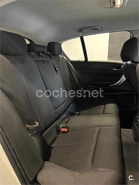 Usado BMW 116 Sport Line 116 CV (85 kW) 2015 Blanco Utilitario
