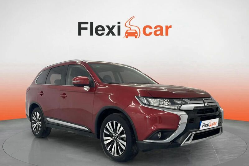 Granate Usado 2018 Mitsubishi Outlander Motion SUV | 17.490 € (Buen precio) - Imagen 1/4