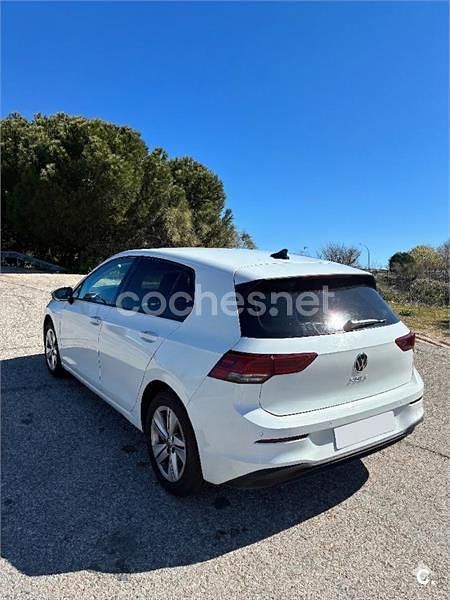 Używany VW Golf VII Style 150 KM (110 kW) 2021 Biały Hatchback