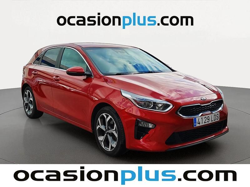 Usado Kia Ceed 140 CV (102 kW) 2020 Rojo Utilitario
