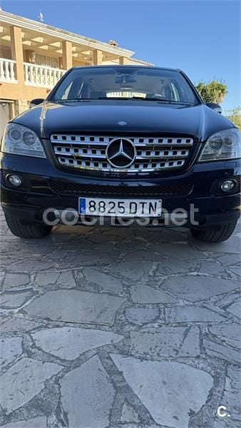 Usado Mercedes ML320 224 CV (164 kW) 2005 Azul SUV