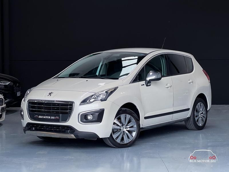 Usado Peugeot 3008 Style 120 CV (88 kW) 2015 Blanco SUV