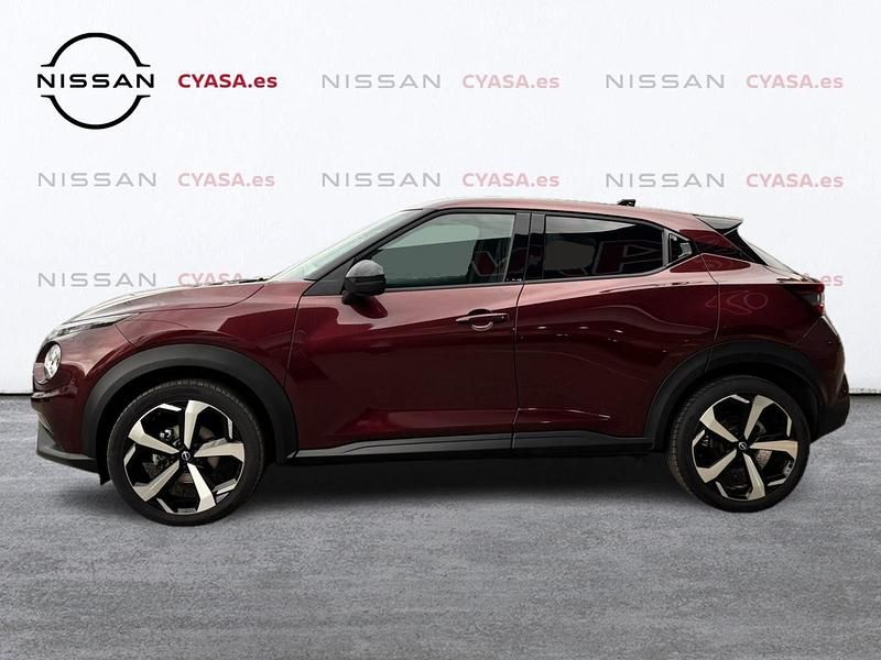 Usado Nissan Juke Tekna 114 CV (83 kW) 2024 Burgundy metalizado SUV