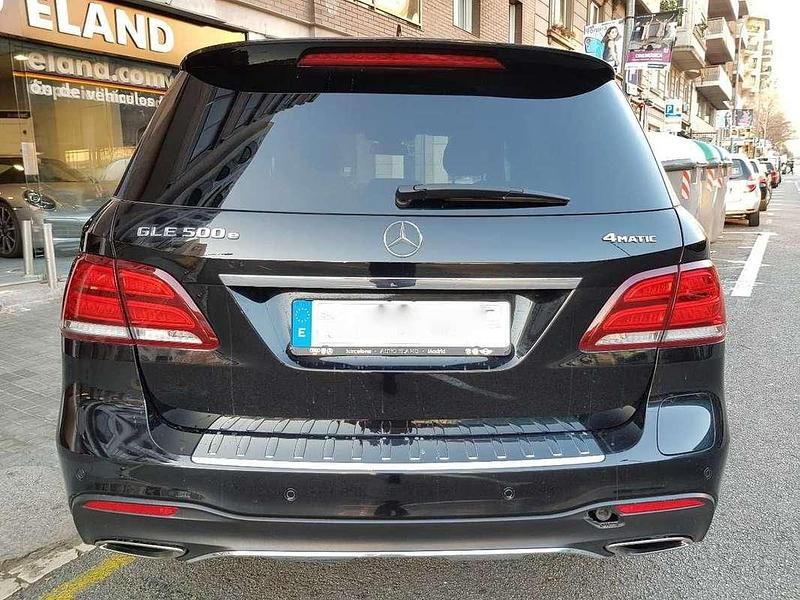 Usado Mercedes GLE500 330 kW (449 CV) 2017 Negro SUV