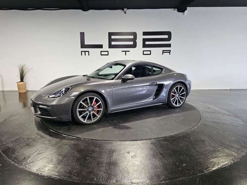 Gris Usado 2019 Porsche Cayman S Coupe | 68.499 € - Imagen 1/4