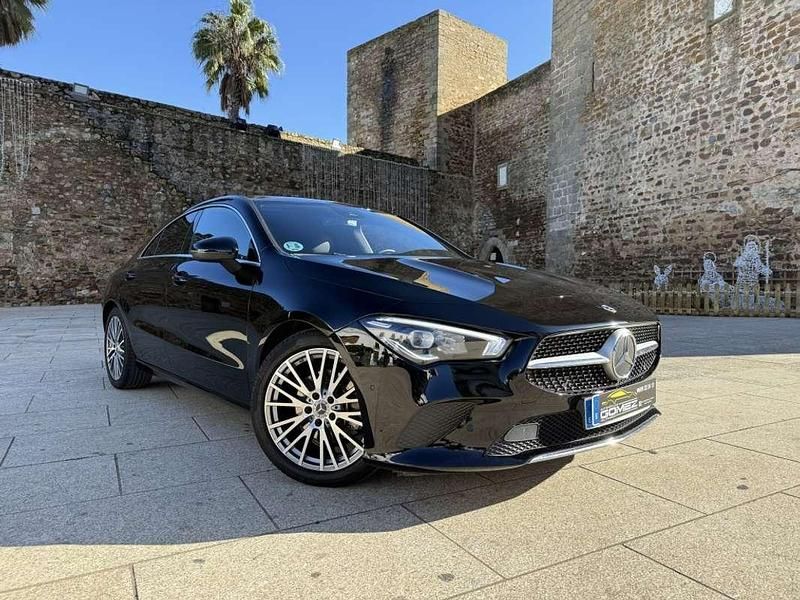 Usado Mercedes CLA200 150 CV (110 kW) 2023 Negro Coupe