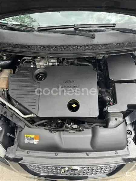 Usado Ford Focus Trend 115 CV (84 kW) 2007 Negro Berlina